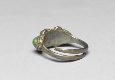 图片[3]-Silver ring with inlay of coral and turquoise, Qing dynasty, 18th c., Tibetan work-China Archive